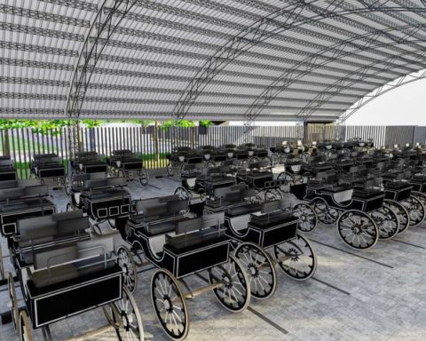 The first electric cars arrive in Cartagena: goodbye to coach horses