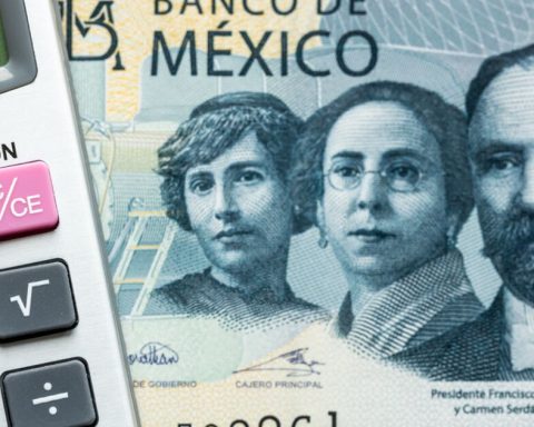 The payment of interest on the public debt exceeds one trillion pesos