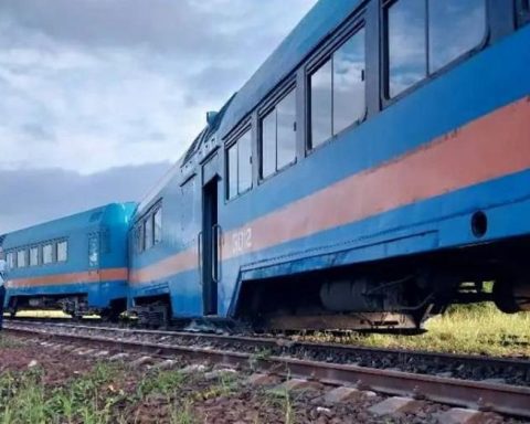 The train that made the route between Havana and Sancti Spíritus derails in Villa Clara
