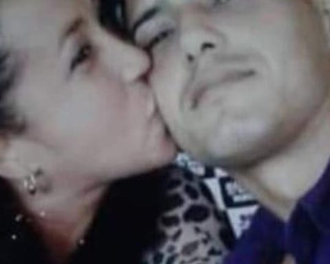 The wife of 11J prisoner Yosvany Rosell García warns of his critical situation due to his hunger and thirst strike