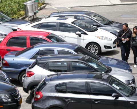 Theft of mirrors in Medellín: video shows theft on Oriental Avenue