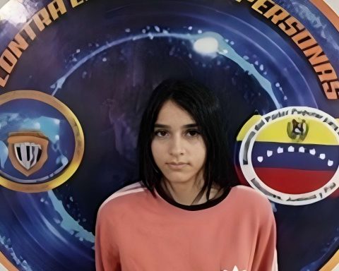 They arrested two women accused of recruiting young people for prostitution