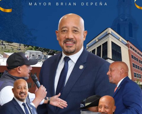 Celebran la reelección de Brian DePeña: un paso adelante para los dominicanos en Lawrence