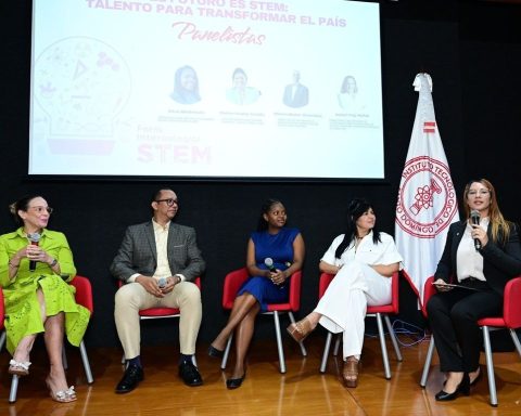 They highlight that STEM talent will allow future professionals to transform the country