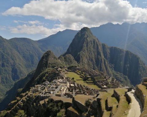 They warn that Peru would only receive 4.4 million tourists in 20230