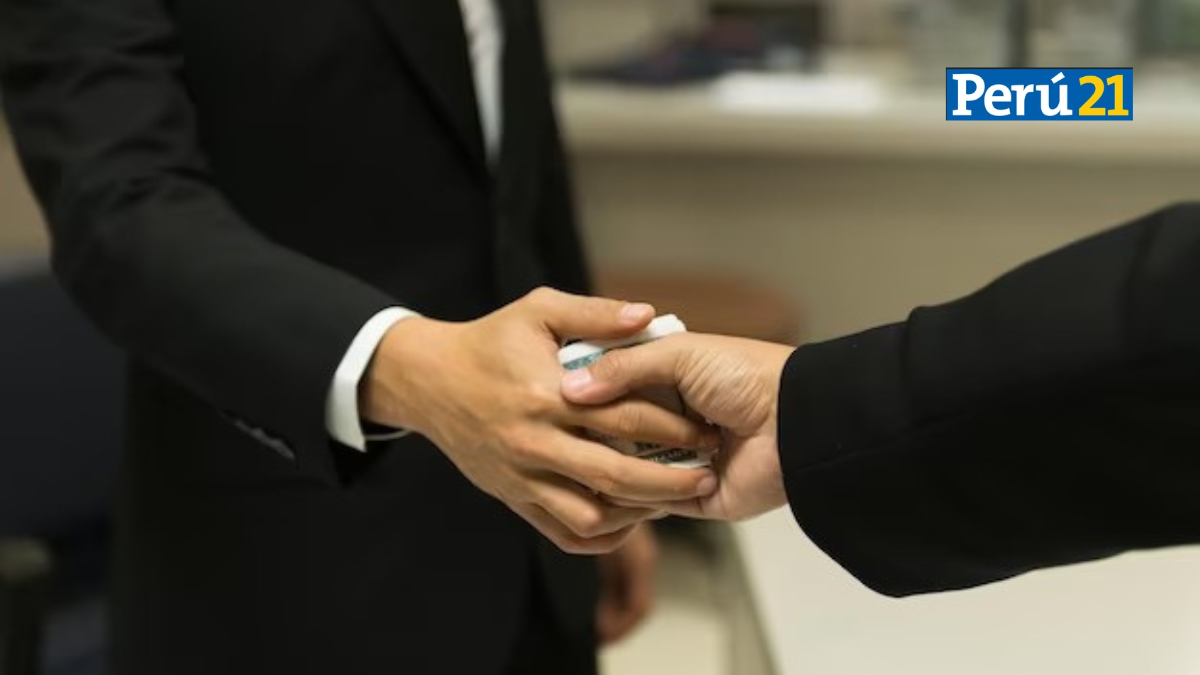 They warn that economic stability towards 2031 is in danger