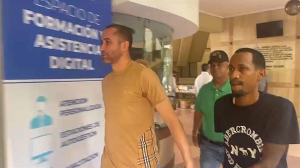 Three people to prison for assaulting passengers in concho cars