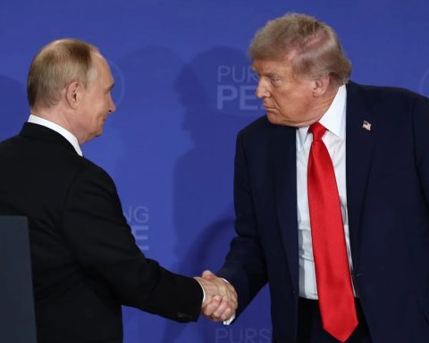 Trump and Putin relaunch the possibility of nuclear tests in the midst of their hegemonic struggle