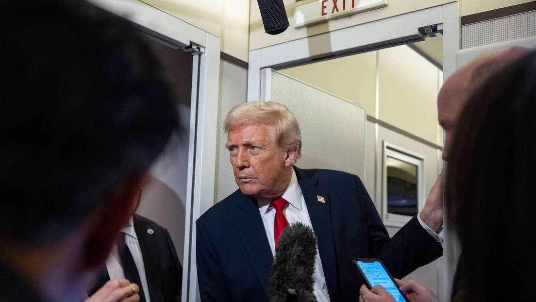 Trump confirms phone call with Maduro