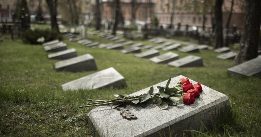 Two men were murdered with a knife in Medellín in isolated incidents