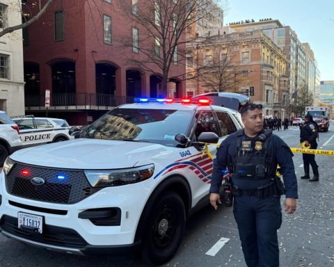 Autoridades de EEUU rectifican: los guardias nacionales siguen en situación crítica