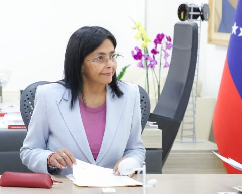 Venezuela bets on Moscow to expand its air connectivity in the midst of the crisis