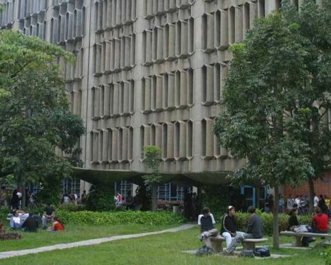 Venezuelan Association of Rectors denounces the serious salary crisis in universities