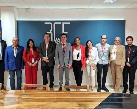 Venezuelan authorities visit Havana Scientific and Technological Park