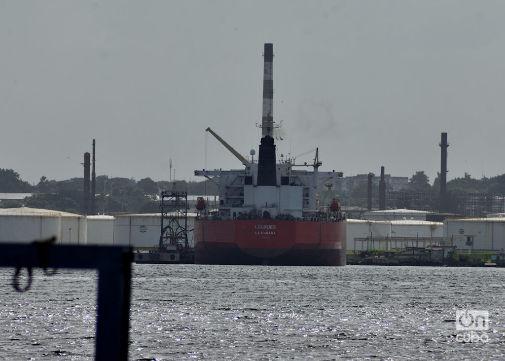 Venezuelan oil exports to Cuba fell to 11 thousand barrels per day in October