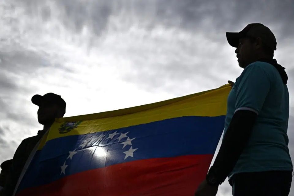 Venezuelans among the main asylum seekers in OECD countries in 2024