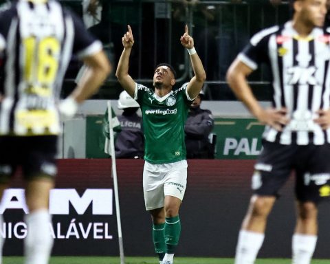 Vitor Roque decides and Palmeiras wins classic with Santos in the Brazilian Championship