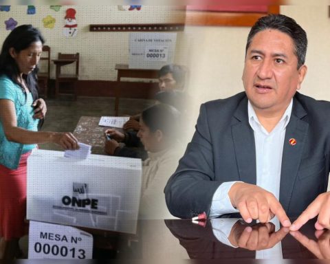 Vladimir Cerrón announces his candidacy for the presidency with Perú Libre from clandestinity