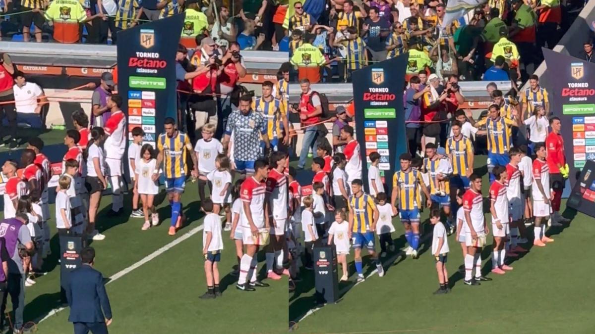 What has never been seen before!: Corridor with his back turned for a champion by decree