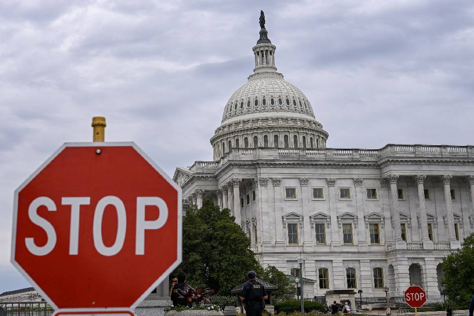 What is a "shutdown"? The US government “reopens” with the specter of another shutdown soon