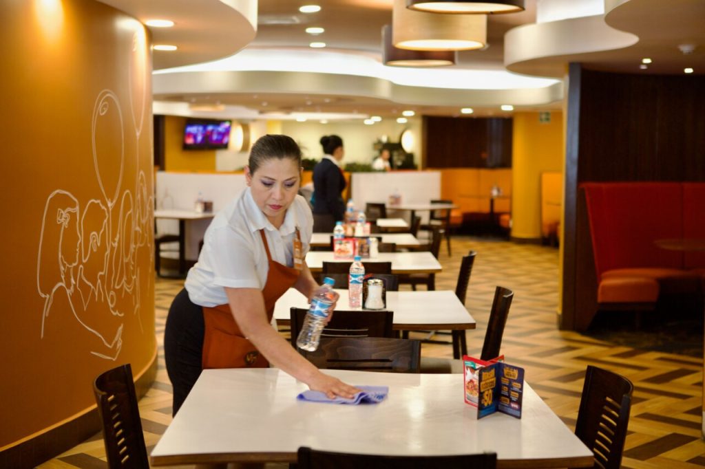 When is the 40-hour work day initiative presented?