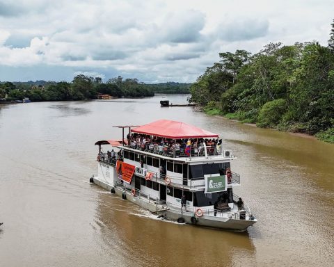 Yaku Mama Flotilla arrives at COP30 with demands from indigenous peoples