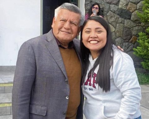 Yessenia Lozano, "political daughter" of César Acuña, will apply for a seat in Deputies