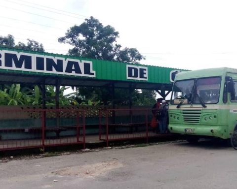 "The bus should have been here at 6:00 pm, but it could either appear at 7:00 or not come at all.”