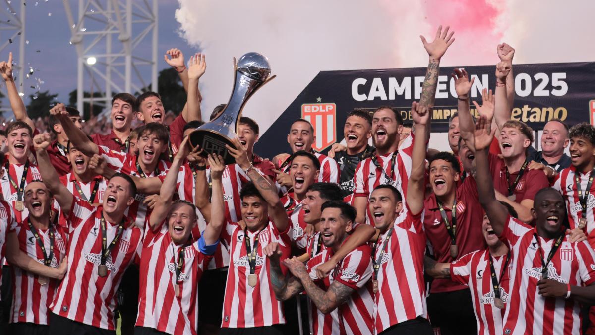 2-1: Estudiantes also lift the Champions Trophy