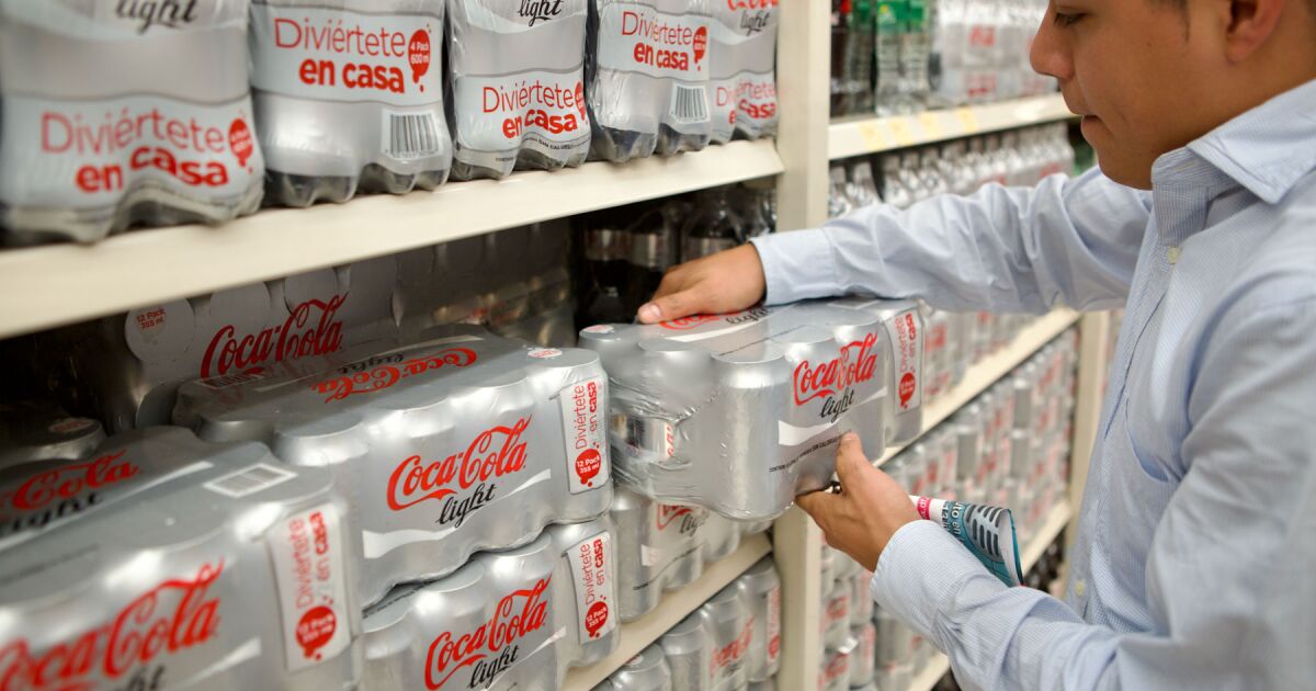 3, 2, 1… Remember, this tax increases for soft drinks, tobacco and gasoline in 2026