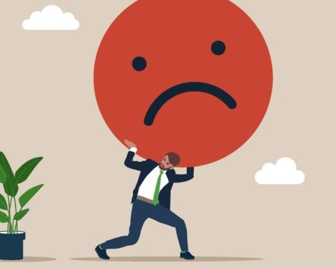 5 out of 10 dissatisfied workers reject a new job out of fear