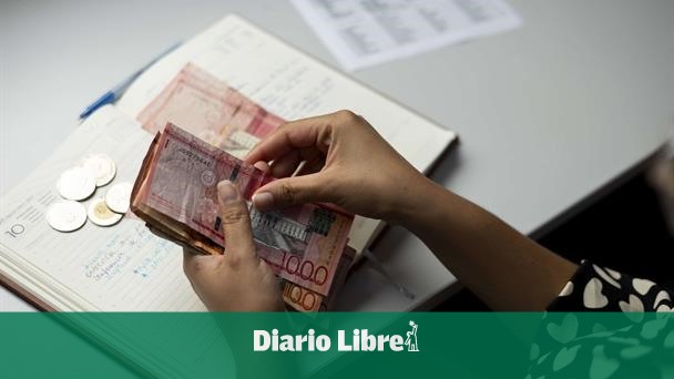 75% of Dominican payments are in cash