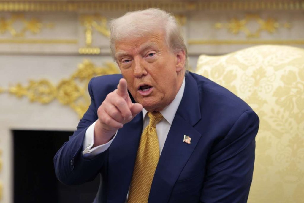 A crazed Trump says that Venezuela's oil belongs to him