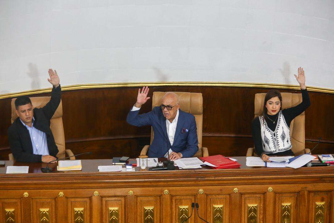 AN approves Law that guarantees freedom of navigation and commerce against piracy