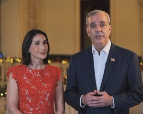 Abinader urges the population to be united and guard against excessive ambition for wealth