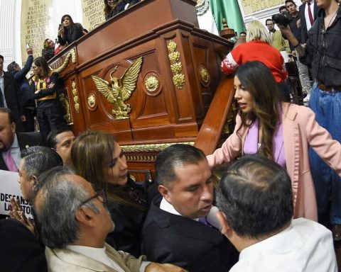 After a fight between deputies, Morena and allies approve the 2026 Economic Package for CDMX