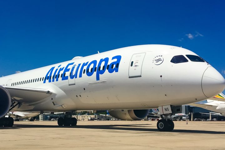 Air Europa extends cancellation of flights to Caracas until January 11