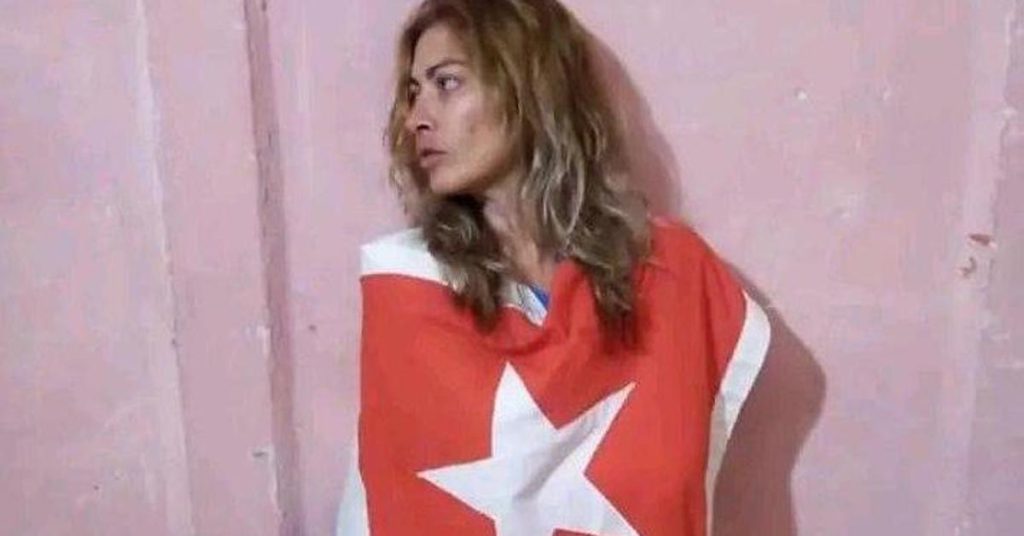 Aniette González García released from prison after serving a three-year sentence in terrible conditions