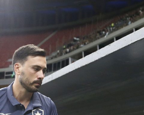 Botafogo announces departure of Italian coach Davide Ancelotti