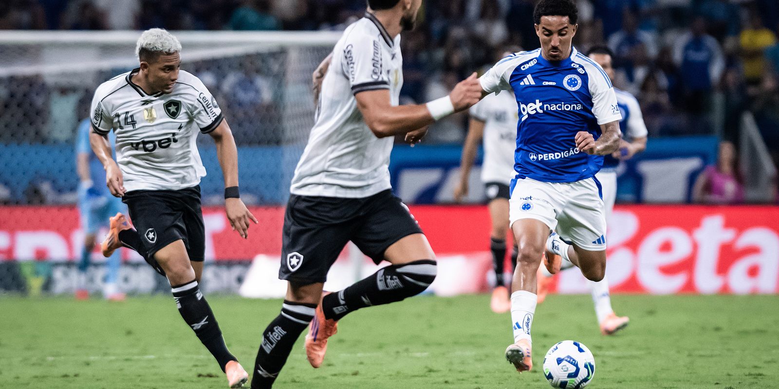 Brazilian: Cruzeiro and Botafogo draw at the end of the 37th round