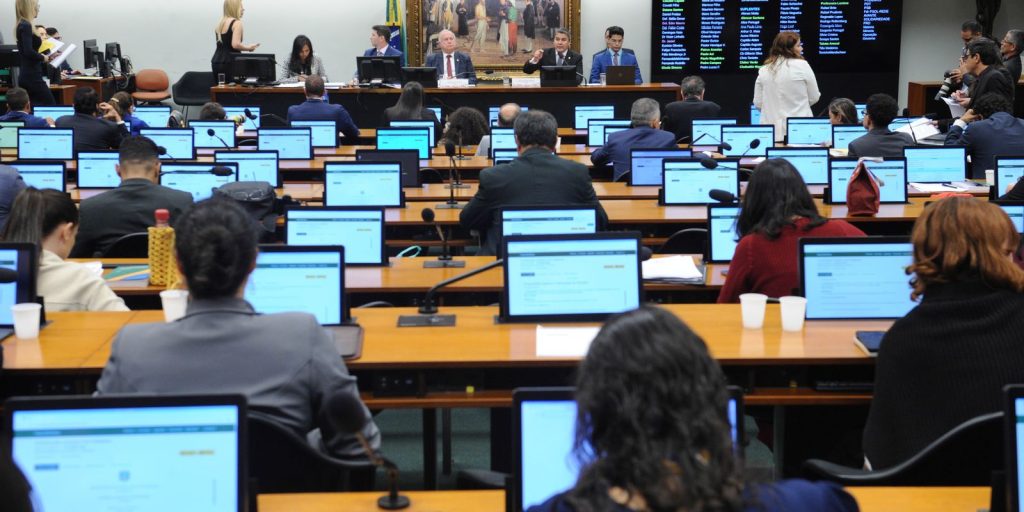 CCJ of the Chamber approves impeachment of Carla Zambelli