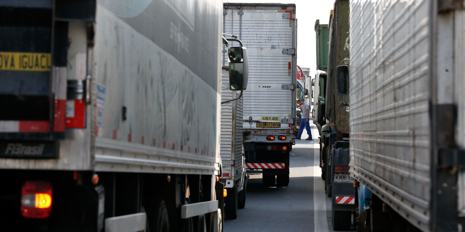 CMN regulates R$6 billion line for truck financing