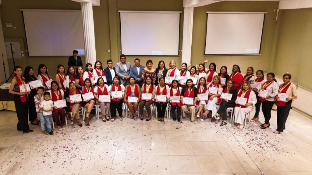 Caja Ica promotes female talent and potential with financing and training for entrepreneurs