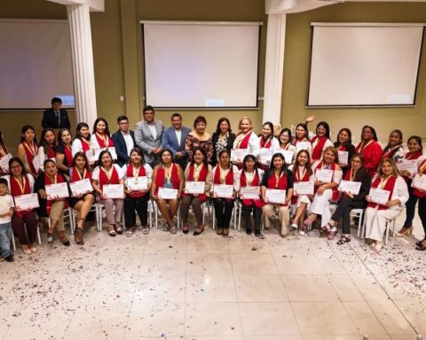 Caja Ica promotes female talent and potential with financing and training for entrepreneurs