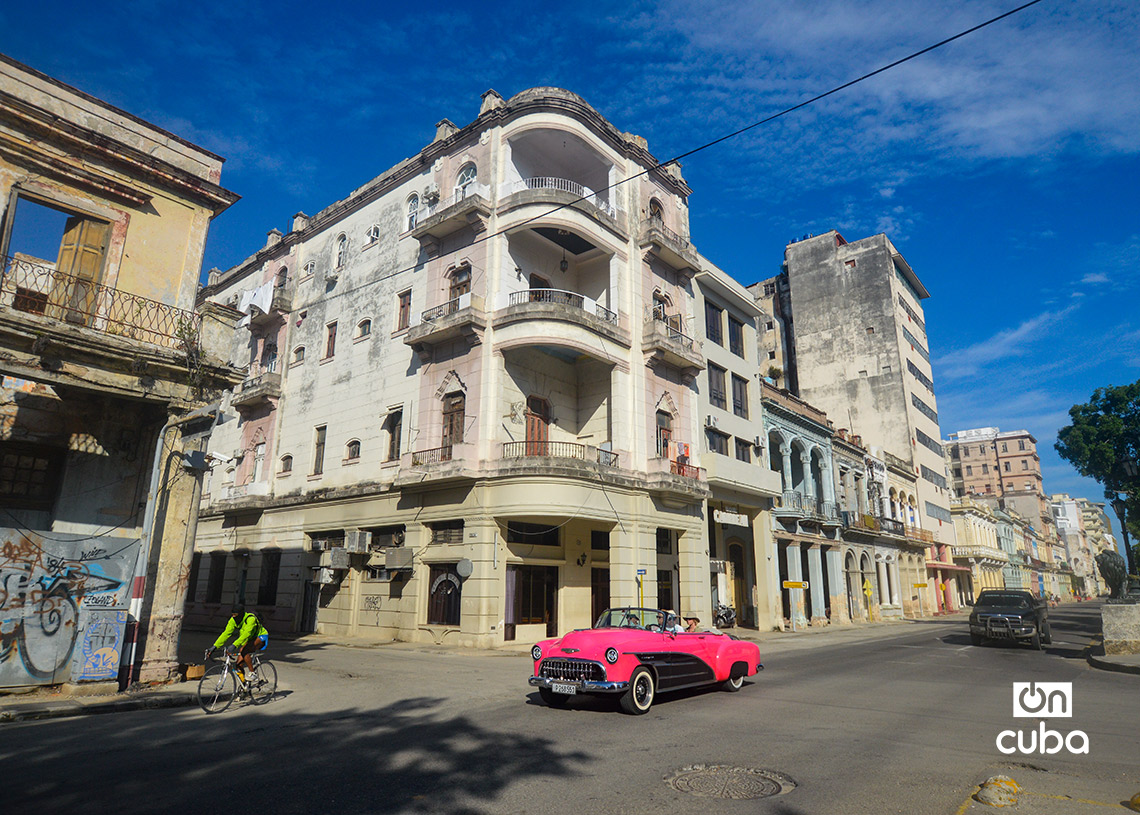Calle Colón, a passage to the history of Havana