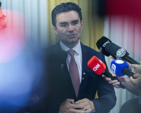 Celso Sabino leaves the Ministry of Tourism