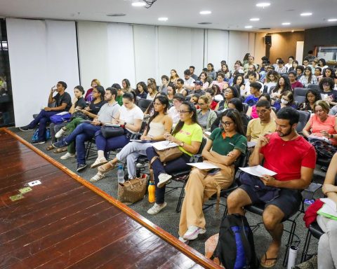 Chamber publishes public competition notice with registrations in January