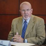 Charles Bruce: "“I would like to have a leader who inspires and not insults”