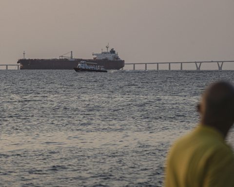 Chavista Parliament approved the law against piracy and the US blockade