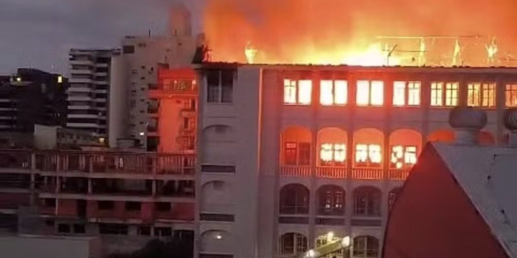 Colégio Marista, in Santa Maria (RS), is hit by fire